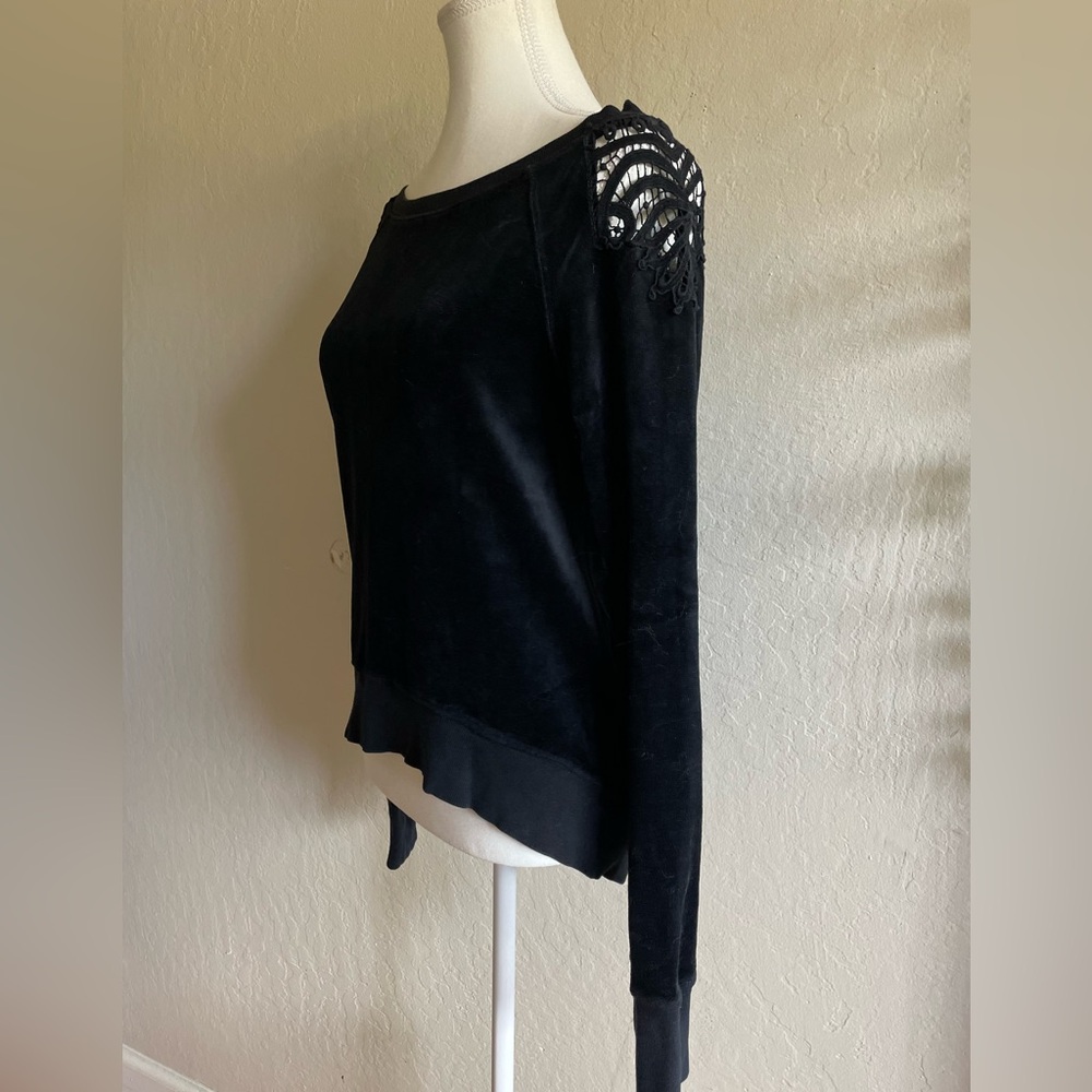 Pam & Gela velvet and lace top - Picture 4 of 10
